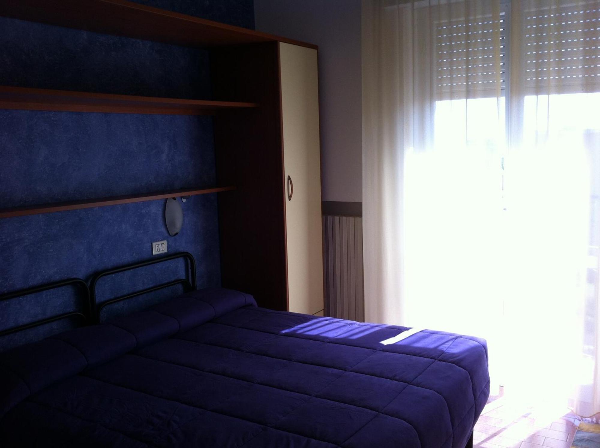 Hotel Viking Римини Экстерьер фото